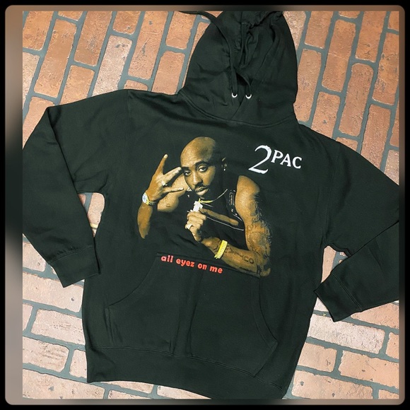 Smart Blanks Other - 🆕🌟2Pac Hoodie🌟